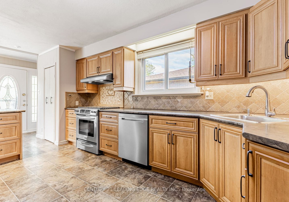 818-sanok-drive-pickering-ontario-e12154703