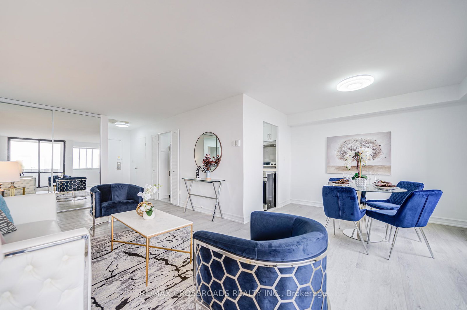 3-massey-square-east-york-ontario-e12155088