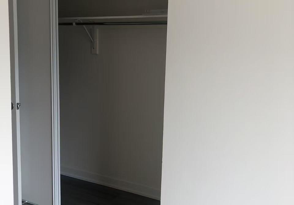 1695-dersan-street-pickering-ontario-e12155988