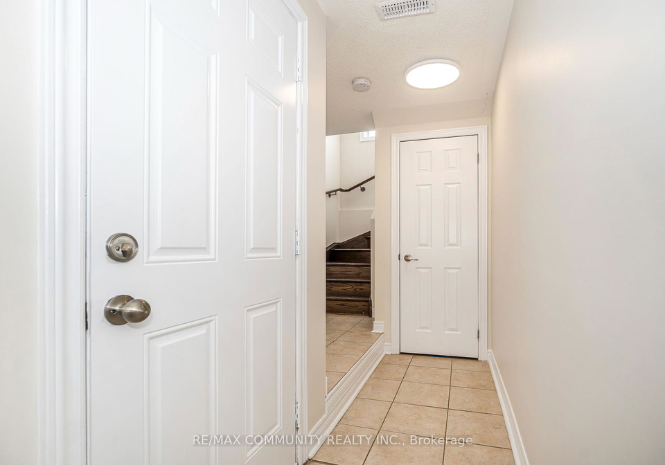 18-cooperage-lane-ajax-ontario-e12156235
