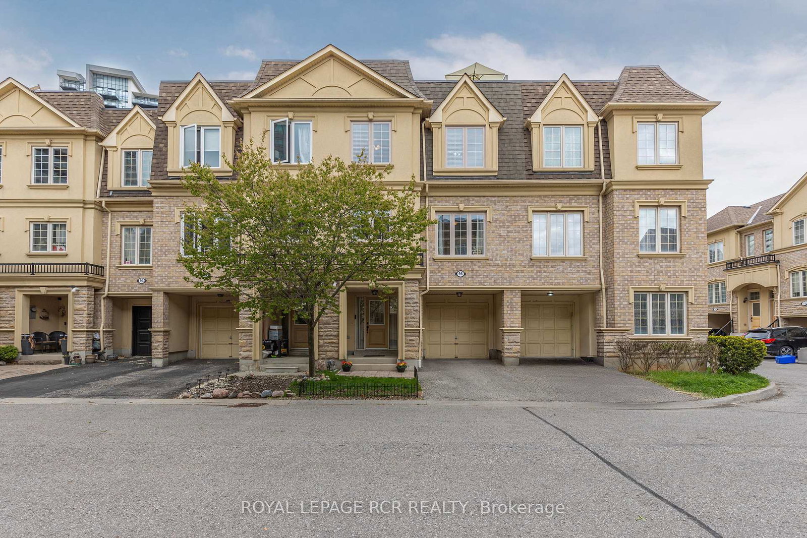 1250-st-martins-drive-pickering-ontario-e12158718