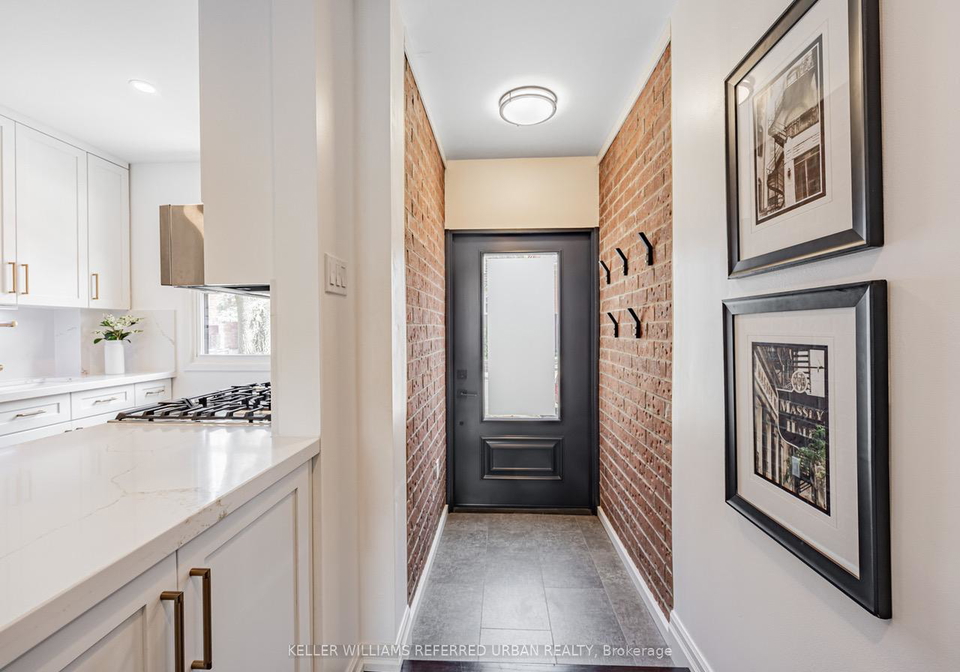 22-valifor-place-n-toronto-ontario-e12159423