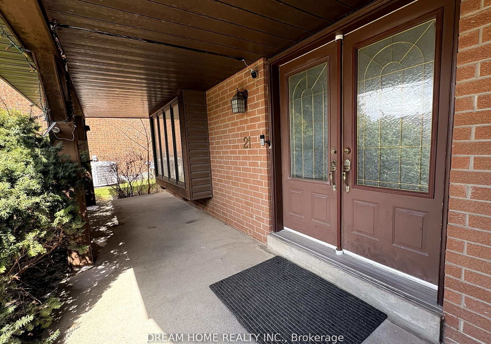 21-chiefswood-square-scarborough-ontario-e12160209