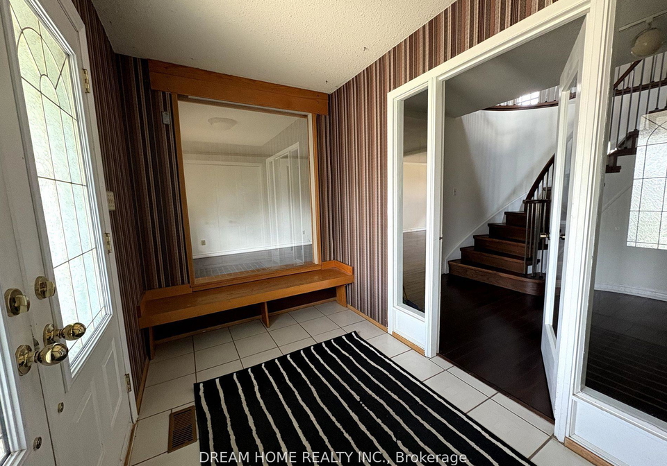 21-chiefswood-square-scarborough-ontario-e12160209