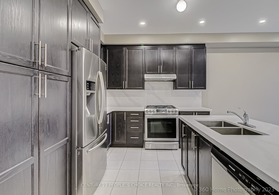 1247-graham-clapp-avenue-oshawa-ontario-e12160997