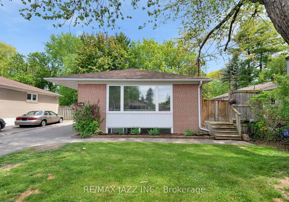 1003-centre-street-n-whitby-ontario-e12161500