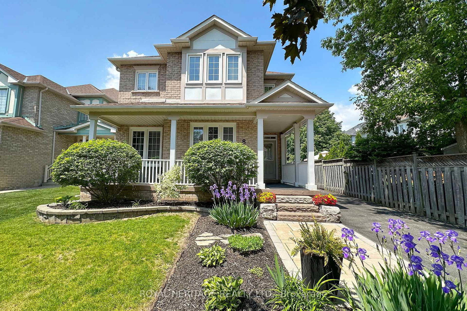 8-bedell-crescent-whitby-ontario-e12163070