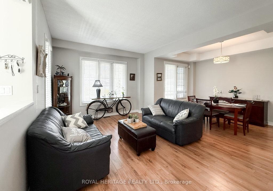 8-bedell-crescent-whitby-ontario-e12163070