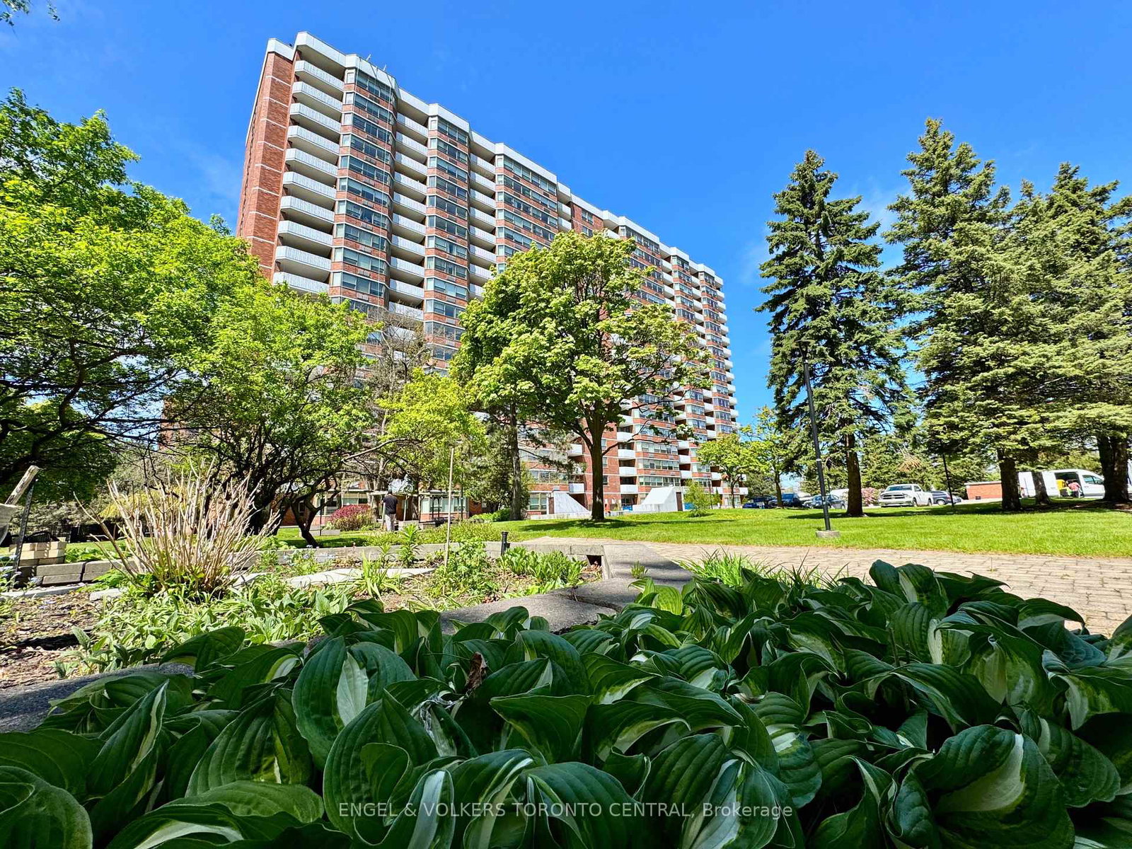 121-ling-road-scarborough-ontario-e12163122