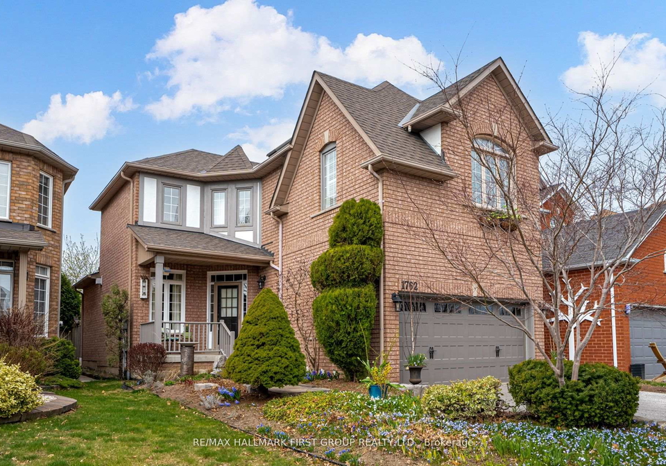 1762-autumn-crescent-pickering-ontario-e12164416
