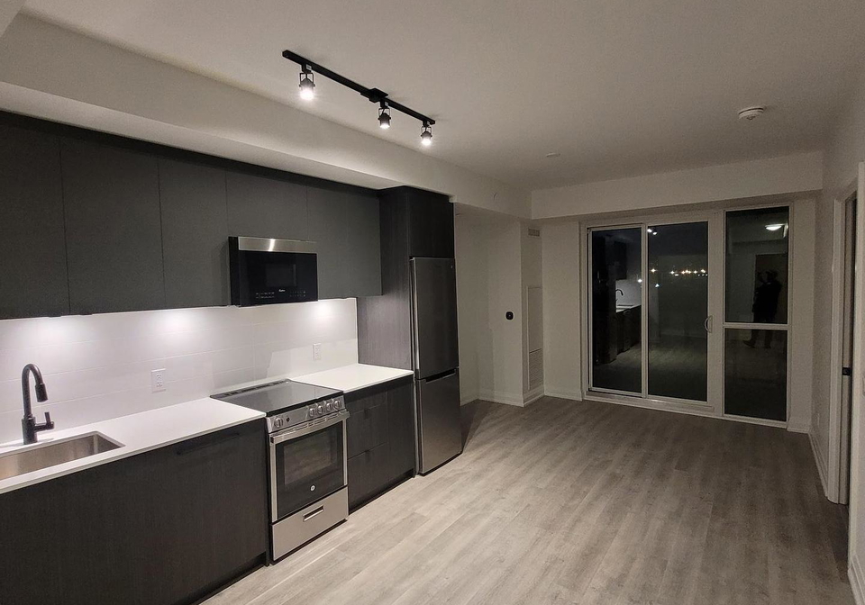 2369-danforth-avenue-toronto-ontario-e12165149
