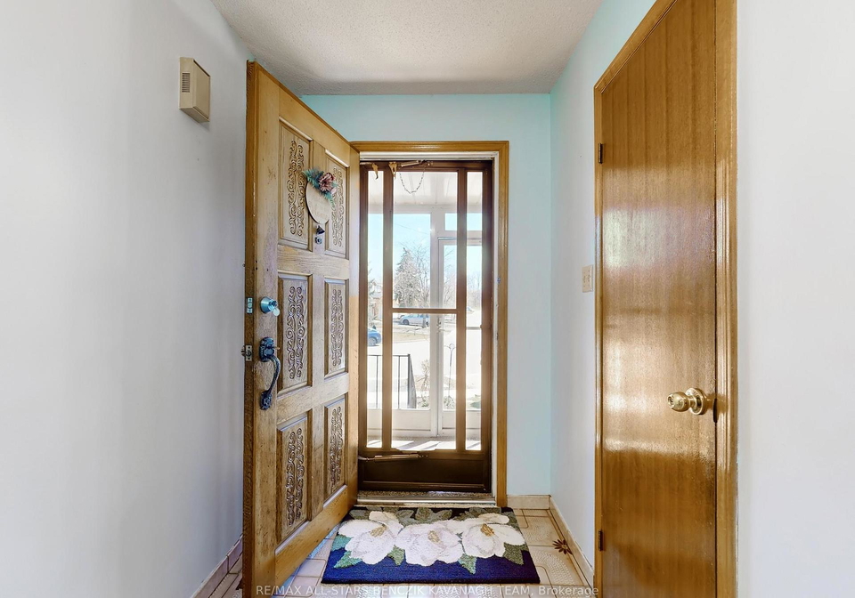 104-burnt-bark-drive-scarborough-ontario-e12165230