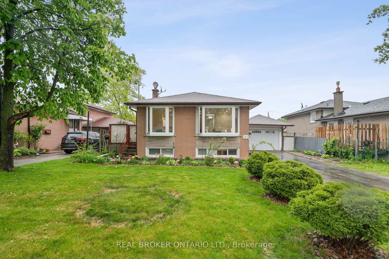 933-scarborough-golf-clb-road-scarborough-ontario-e12166752