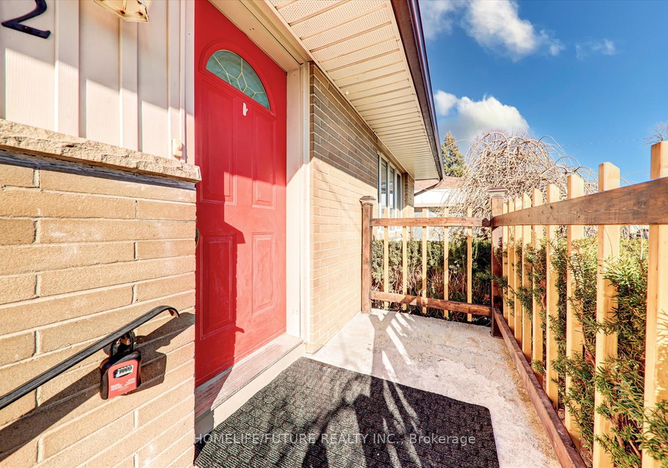 702-emerson-avenue-oshawa-ontario-e12167684