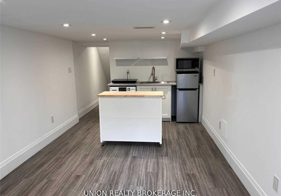 142-pickering-street-toronto-ontario-e12169095