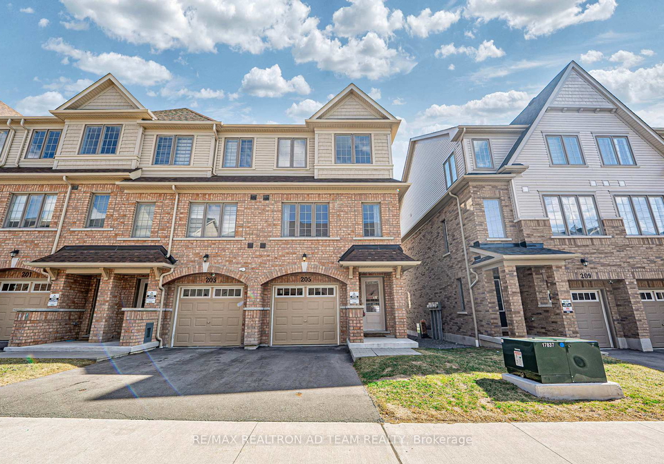 205-royal-northern-path-oshawa-ontario-e12169919