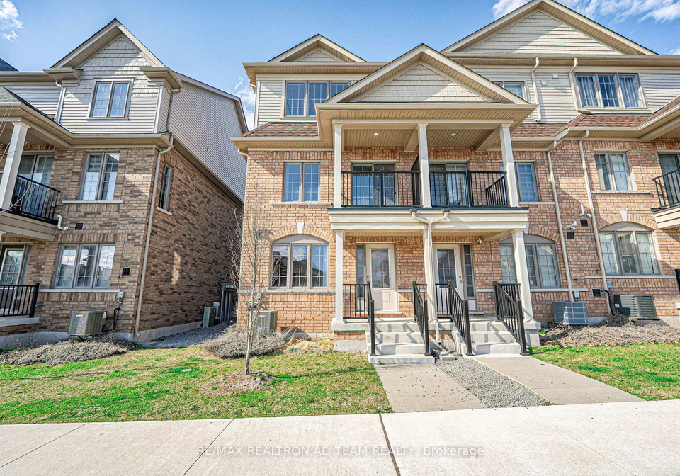 205-royal-northern-path-oshawa-ontario-e12169919