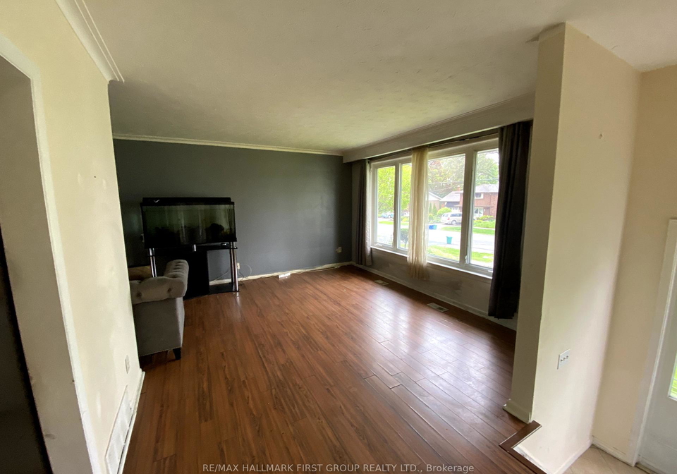 115-bowman-avenue-whitby-ontario-e12170151