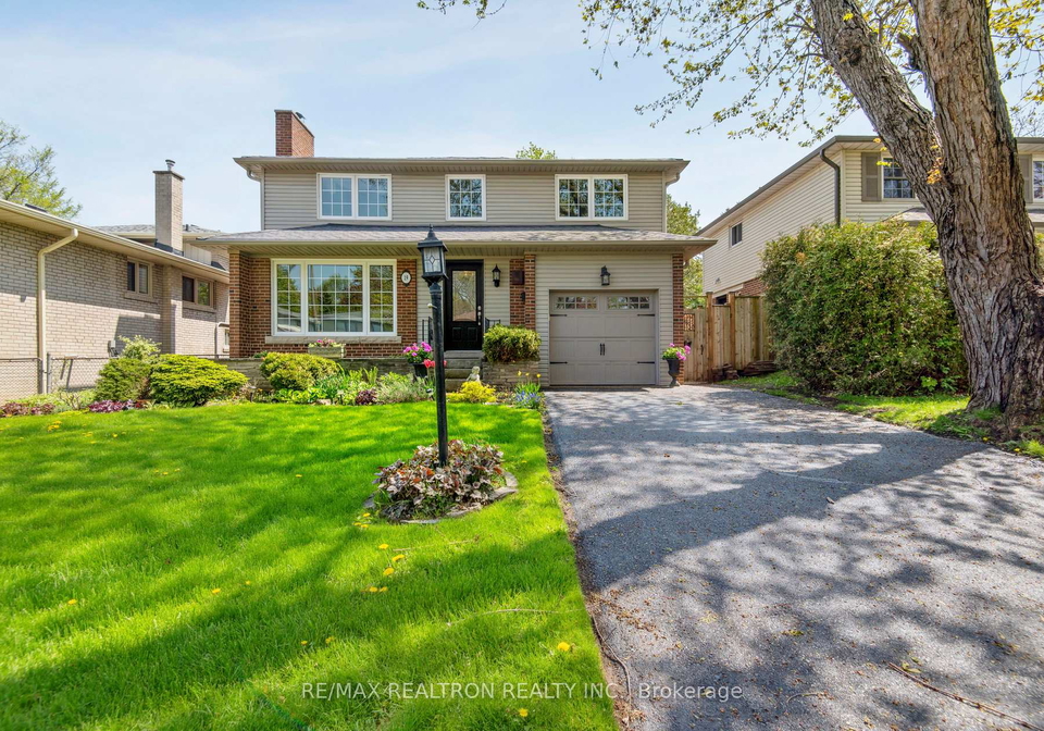 19-cathedral-bluffs-drive-scarborough-ontario-e12170649