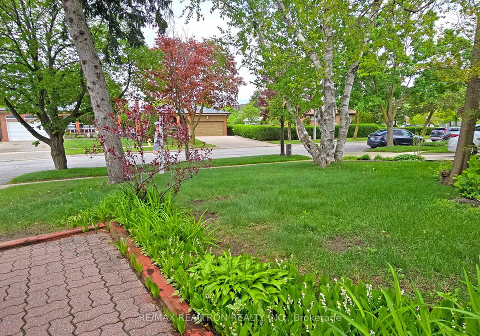 83-corinthian-boulevard-scarborough-ontario-e12172043