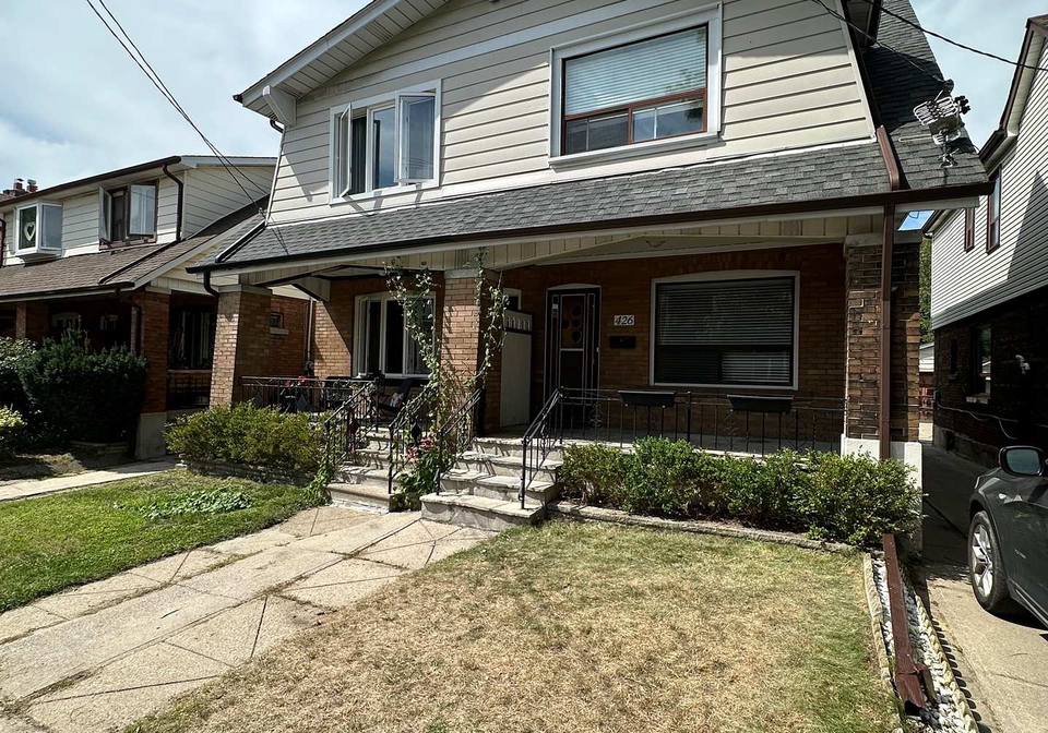 426-strathmore-boulevard-east-york-ontario-e12172847