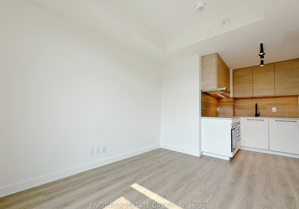 1050-eastern-avenue-toronto-ontario-e12174412