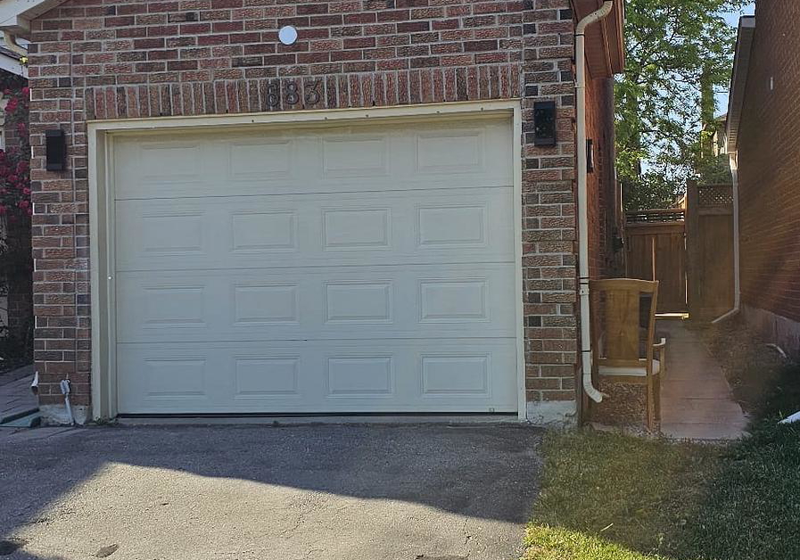 683-chiron-basement-crescent-pickering-ontario-e12174685