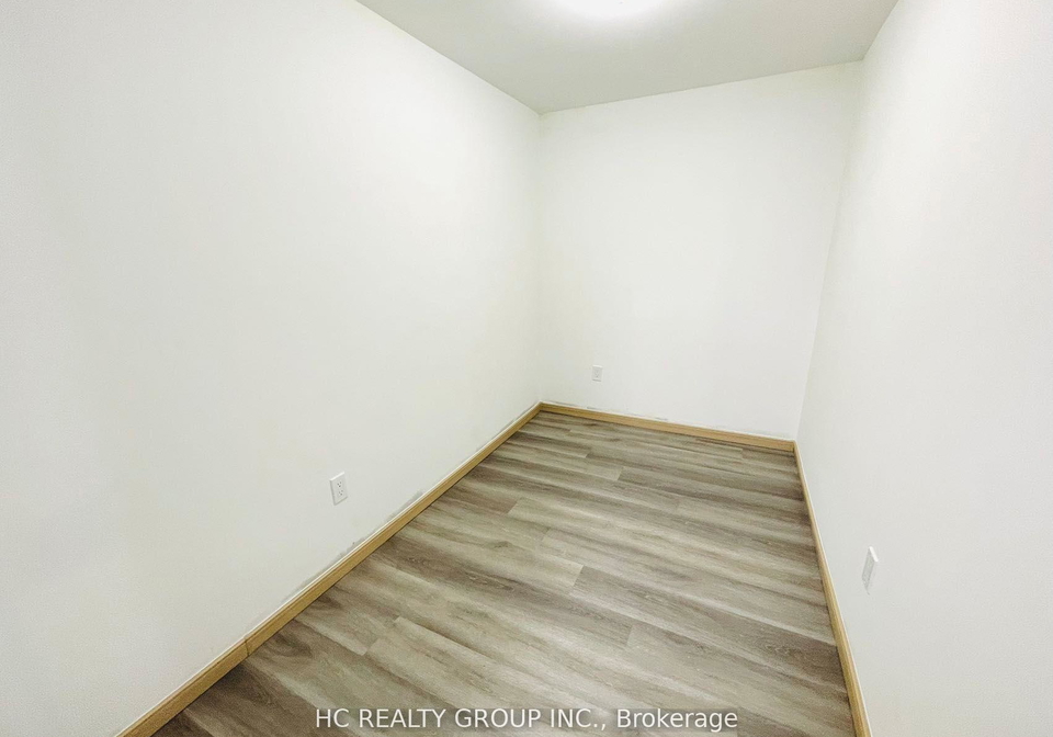 60-morecambe-gate-scarborough-ontario-e12174728