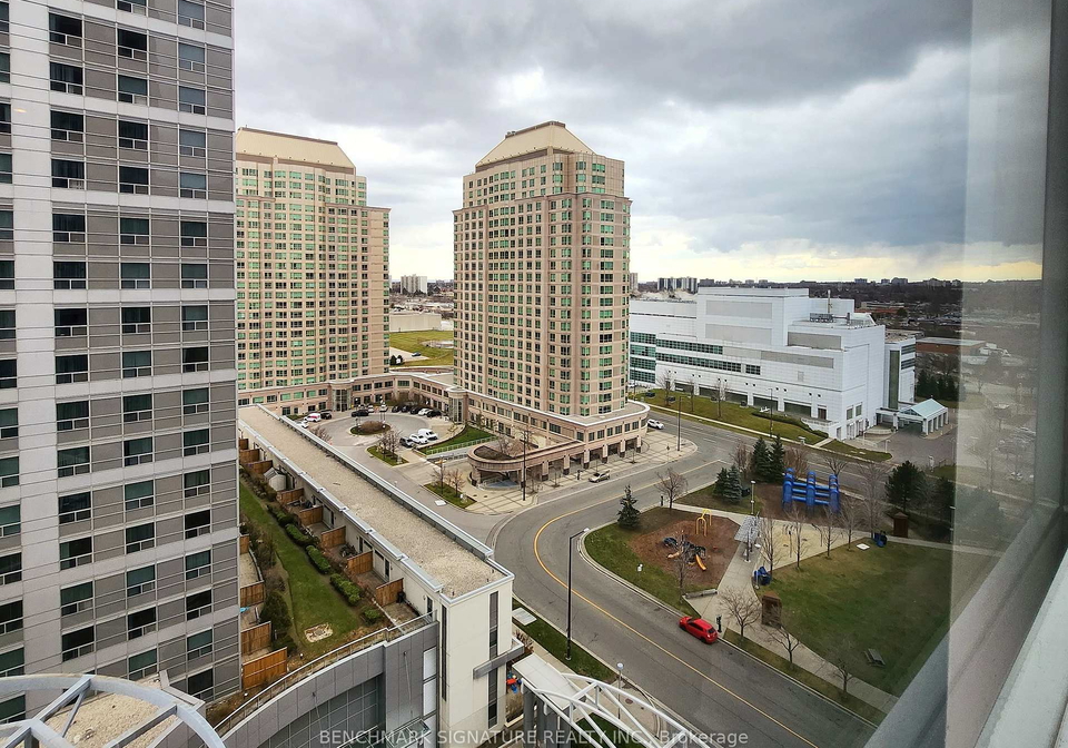 36-lee-centre-drive-scarborough-ontario-e12174854