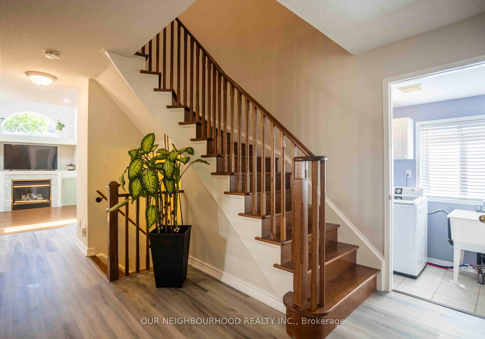 19-artesian-drive-whitby-ontario-e12174889