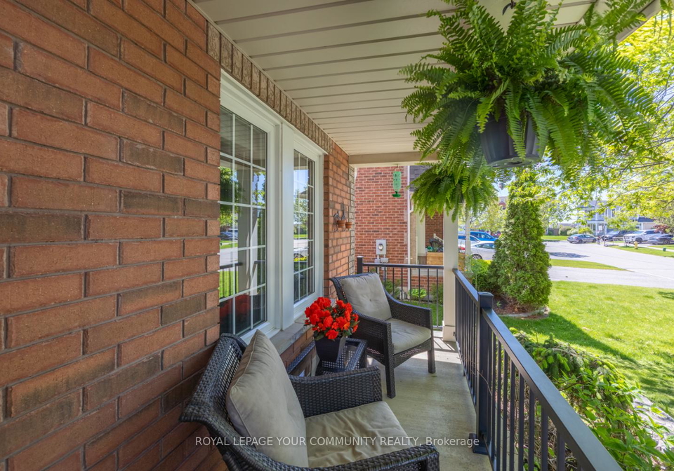 3-briggs-crescent-e-whitby-ontario-e12175828