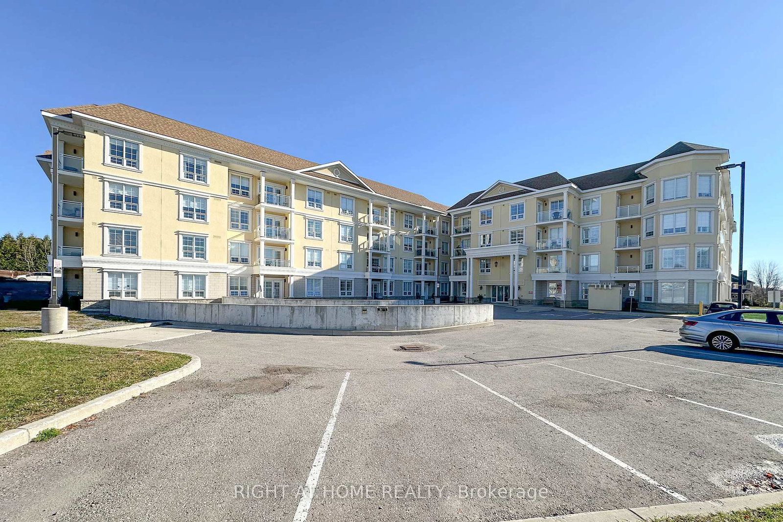 21-brookhouse-drive-clarington-ontario-e12175860