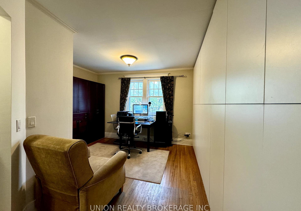 334-lee-avenue-toronto-ontario-e12176435