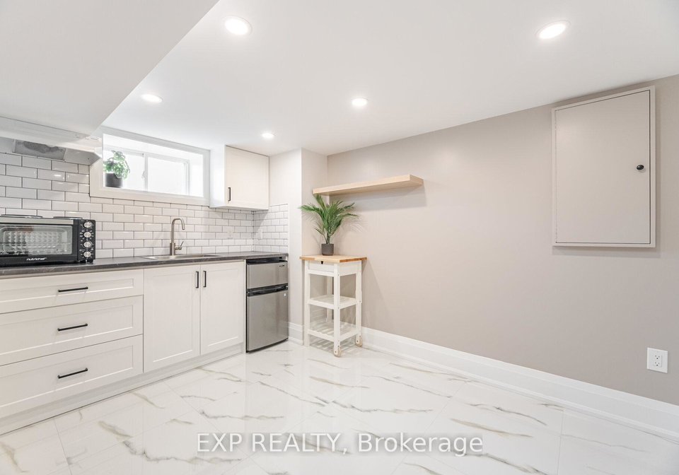 553-donlands-avenue-east-york-ontario-e12177156