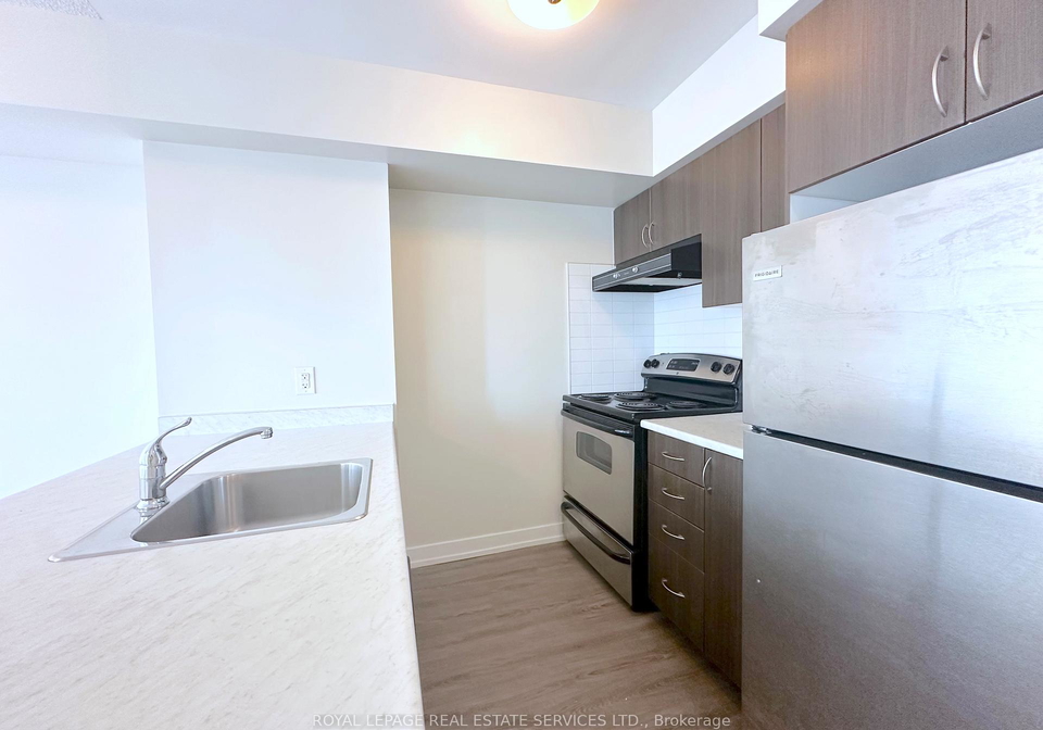 73-bayly-street-w-ajax-ontario-e12177851