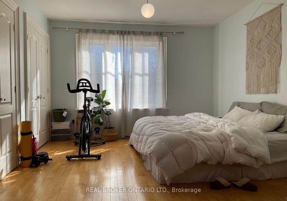 1188-woodbine-avenue-east-york-ontario-e12178299