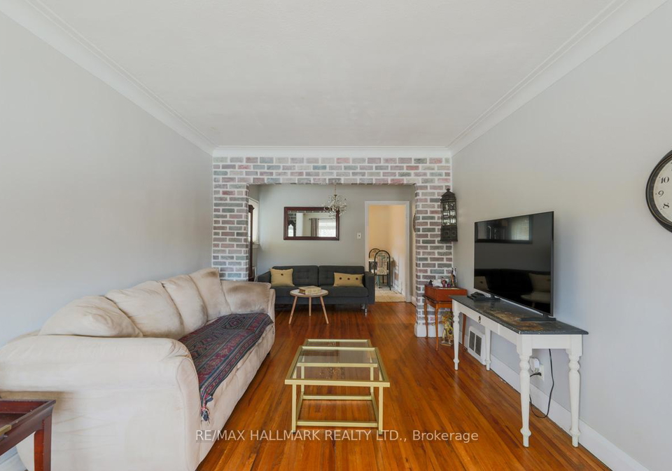 24-phenix-drive-scarborough-ontario-e12178364