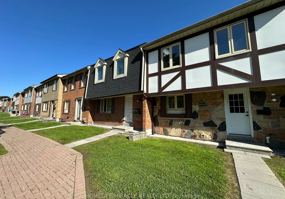 270-timberbank-boulevard-scarborough-ontario-e12179551