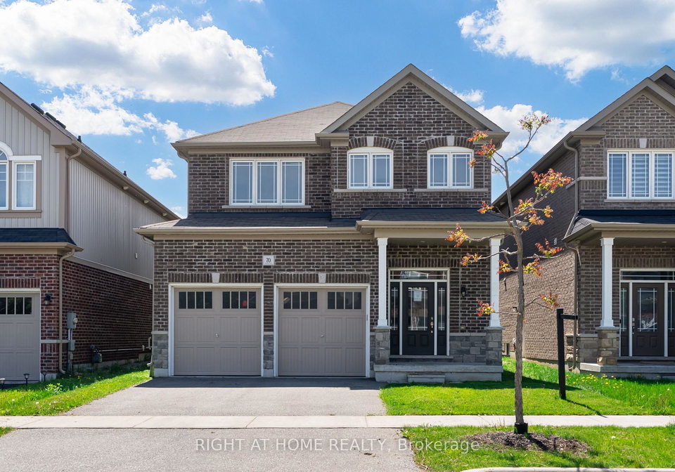 70-moses-crescent-clarington-ontario-e12180118