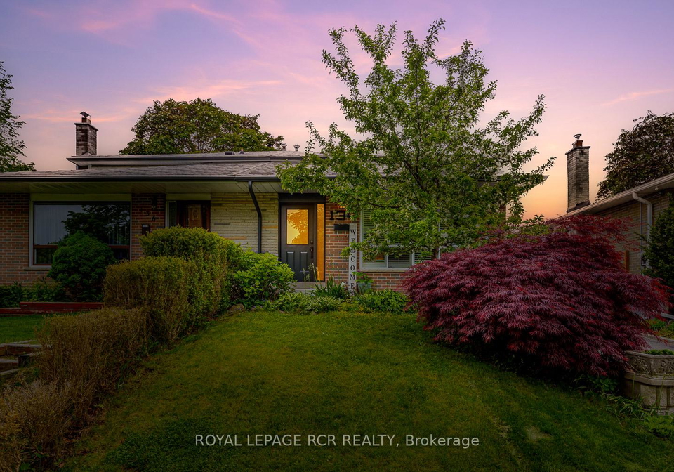 134-cultra-square-scarborough-ontario-e12180845