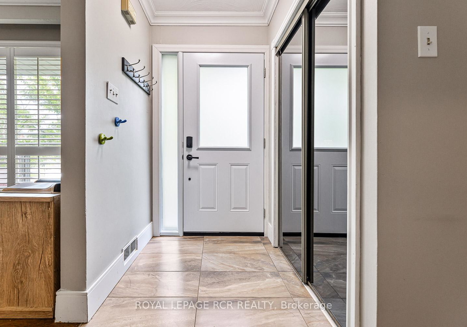 134-cultra-square-scarborough-ontario-e12180845