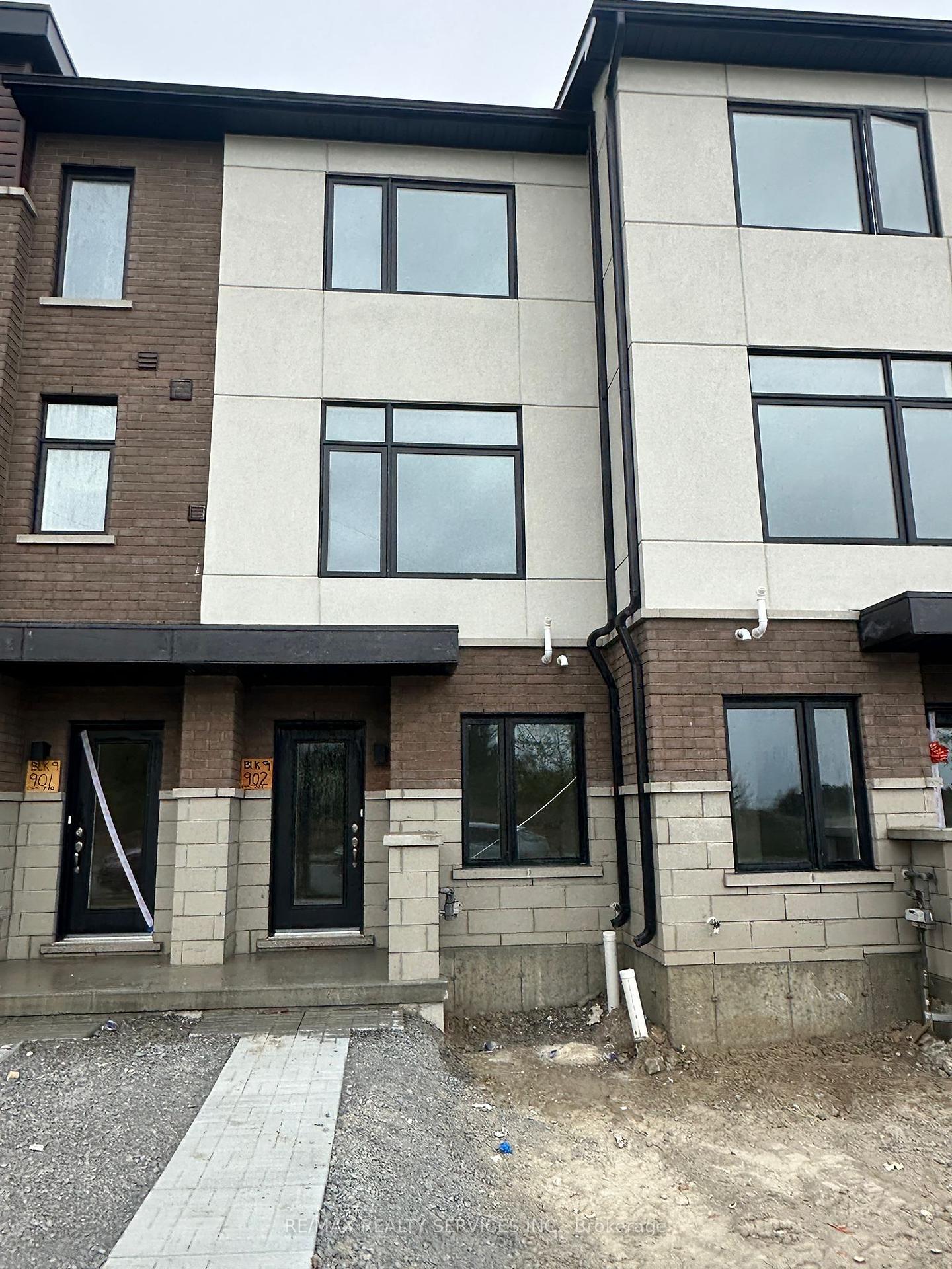 1695-dersan-street-pickering-ontario-e12180889