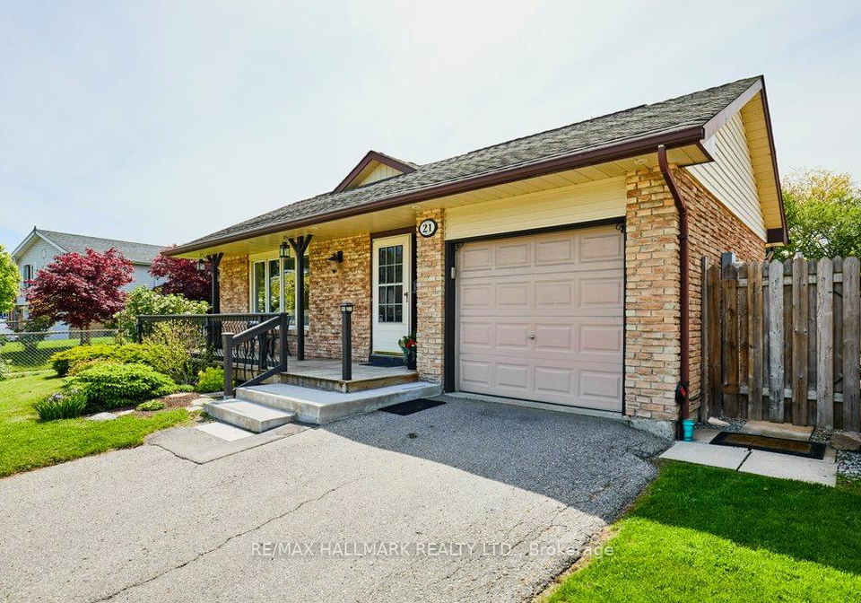 21-pilkington-crescent-whitby-ontario-e12180956