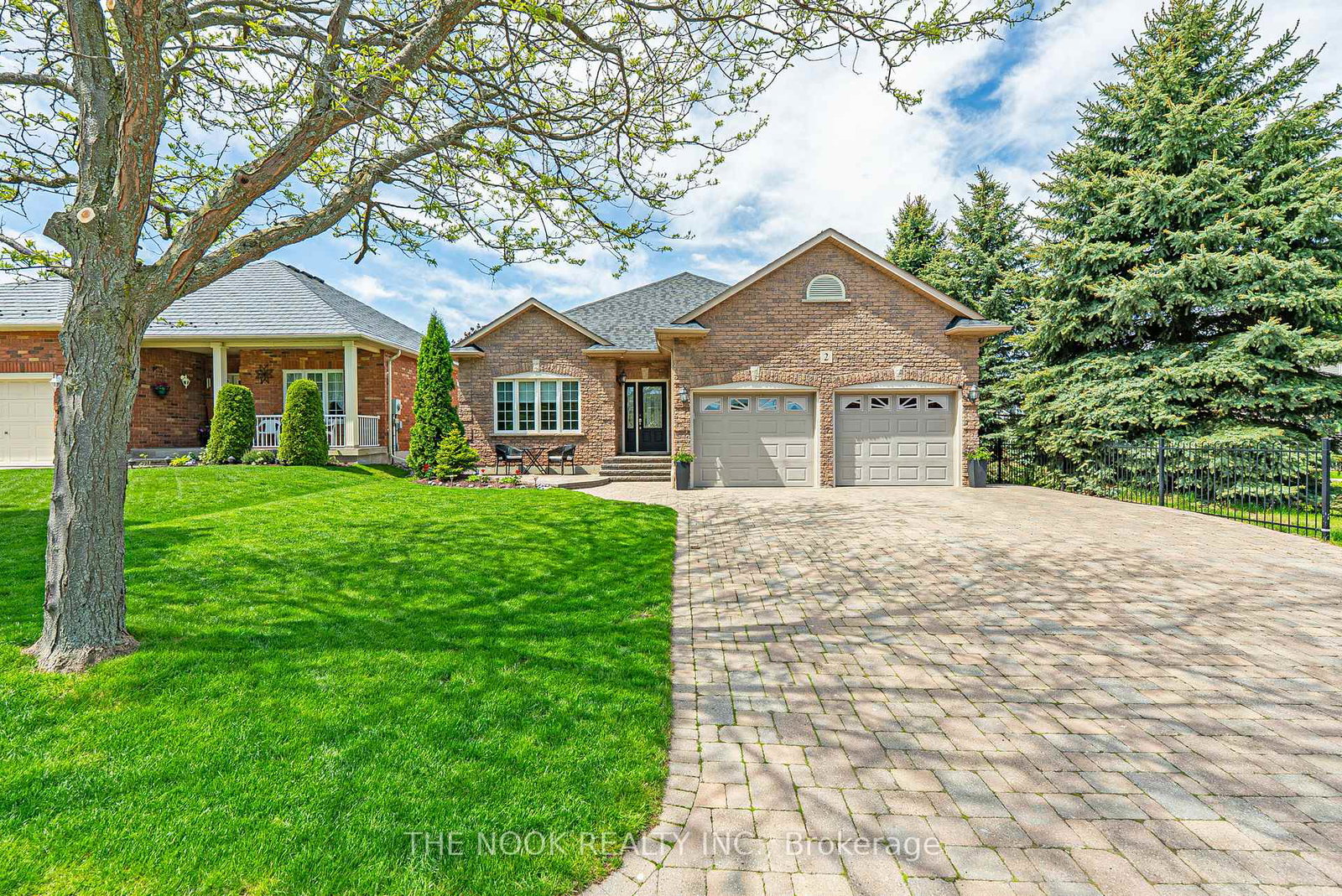 2-decoe-court-clarington-ontario-e12181025