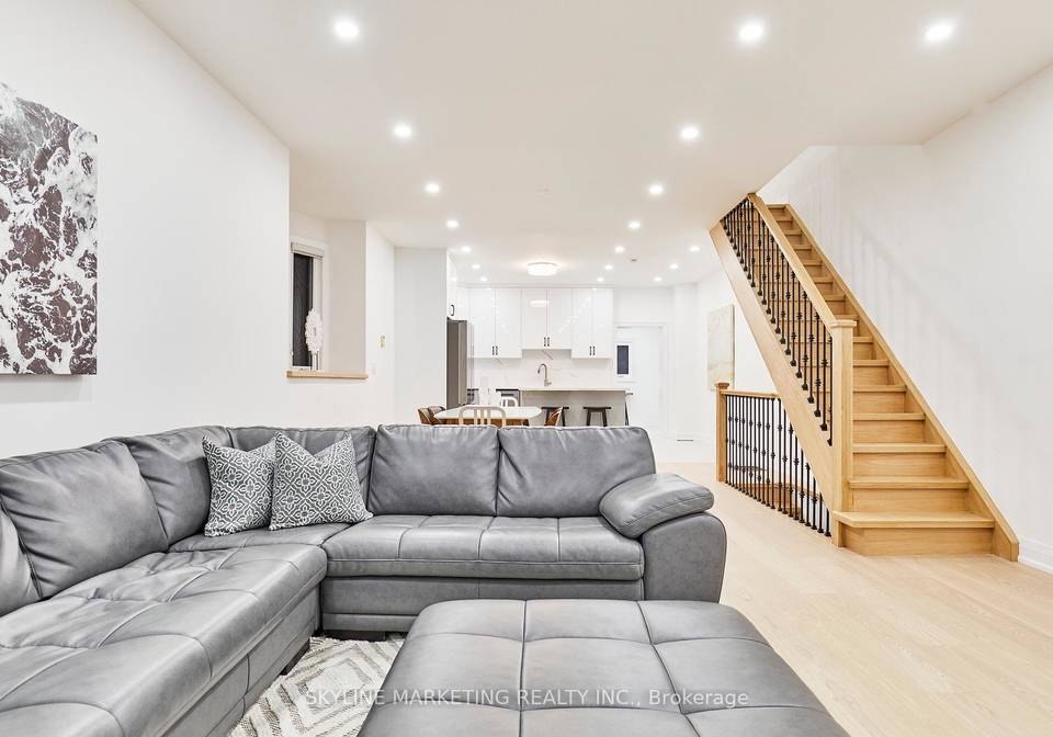 336-leslie-street-toronto-ontario-e12181178