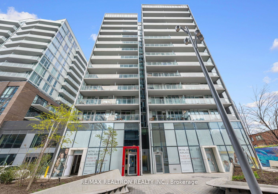 25-baseball-place-toronto-ontario-e12181791