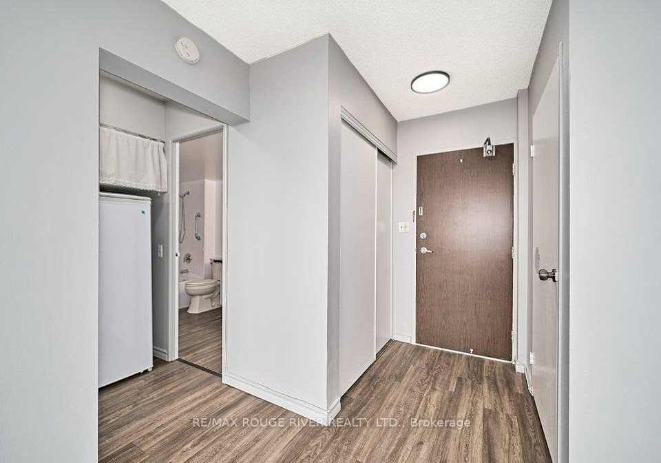 50-richmond-street-e-oshawa-ontario-e12183072