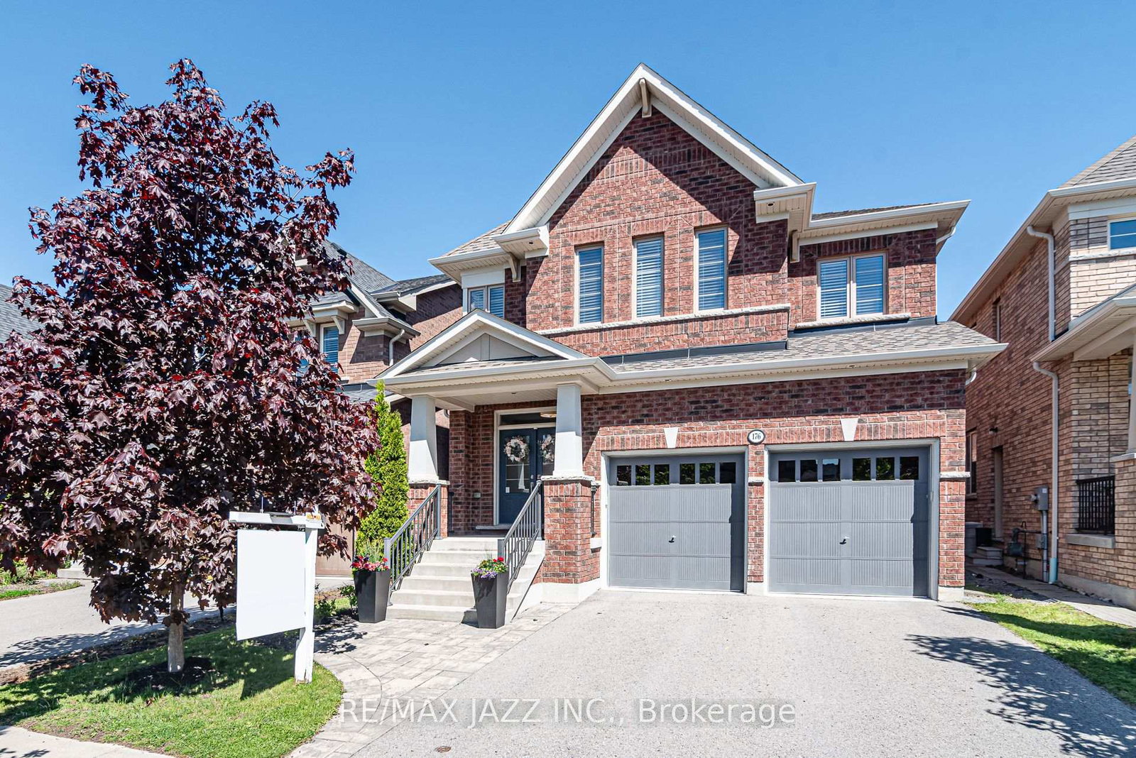 176-dance-act-avenue-oshawa-ontario-e12183091
