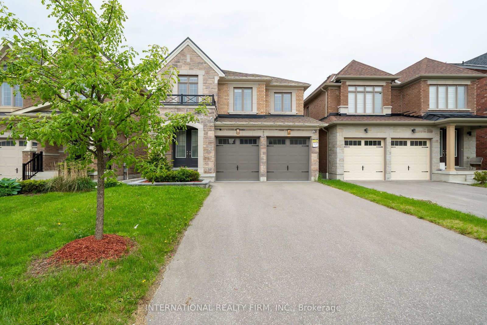 22-lockton-street-whitby-ontario-e12183594