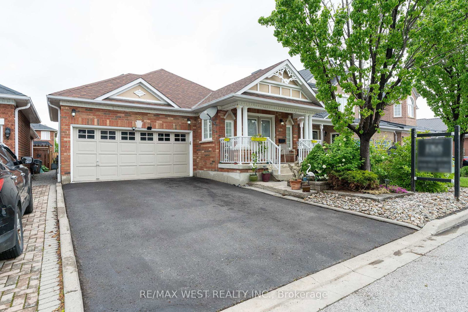 38-napiermews-drive-ajax-ontario-e12183987